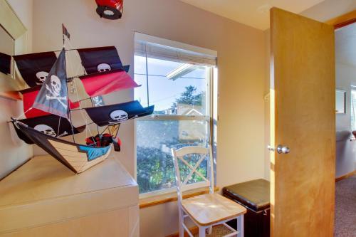 Beaches Inn | Buccaneer Bay Bungalow