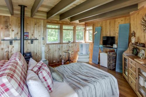 Cannon Beach Tree House