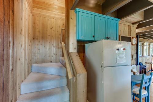 Cannon Beach Tree House