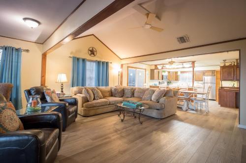 Texas Rose Lodge Home