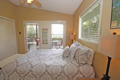 Lakepoint Lookout Home