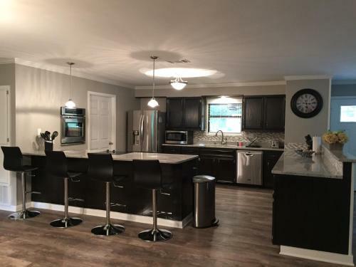 Apartamento Whitewater Condos