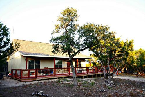 Canyon Lake Hideaway Home