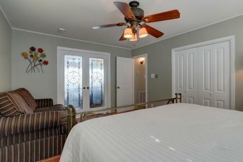 Blue Water Bungalow At Canyon Lake
