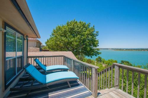 Blue Water Bungalow At Canyon Lake