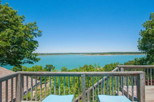 Blue Water Bungalow At Canyon Lake