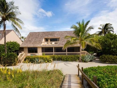 South Seas Beach House 18