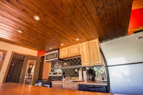 Brettelberg Slopeside Condos C9