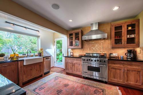 Carmelita Seven - Three Bedroom Home - 3685