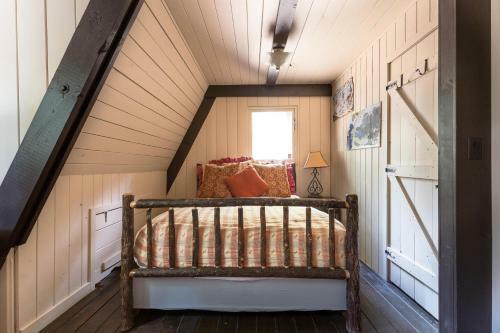 Sunshine Cabin