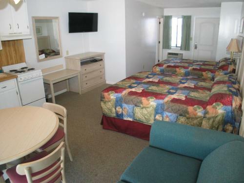 Motel Beach House Inn & Suites