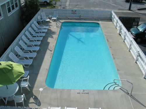 Motel Beach House Inn & Suites