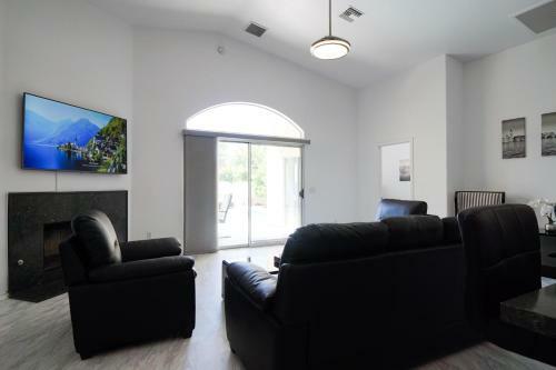 205. The Hermosillo Villa | Cc 5br/3ba