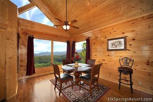 Above The Tree Tops (#49) Holiday Home