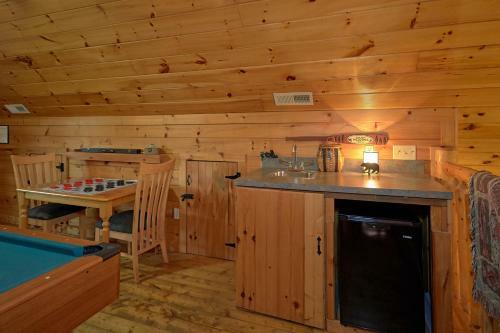 Wet Bear Paws #146 - Two Bedroom Cabin
