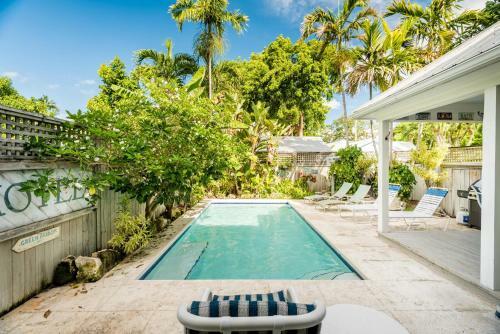 Helen's Hideaway