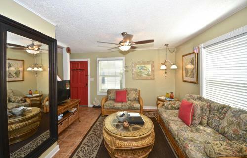 Paradise Suite