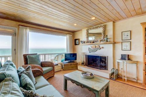 Oceanfront Delight