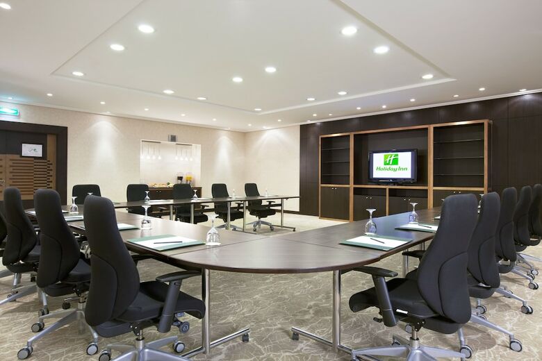 Hotel Holiday Inn Riyadh-izdihar