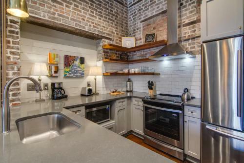 563 King Signature Apartments
