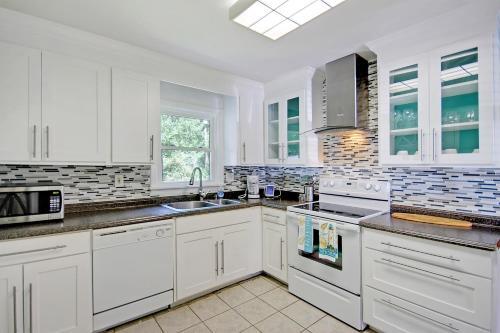 830 Dills Bluff Road Home