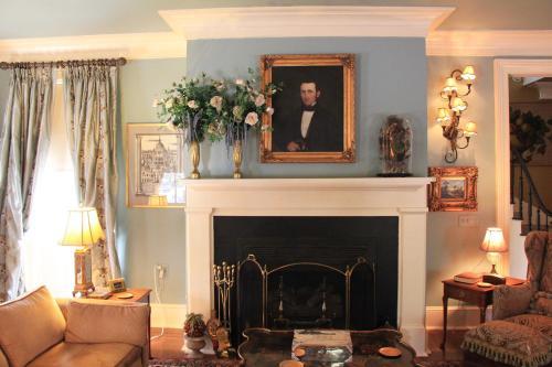 22 Charlotte Bed & Breakfast
