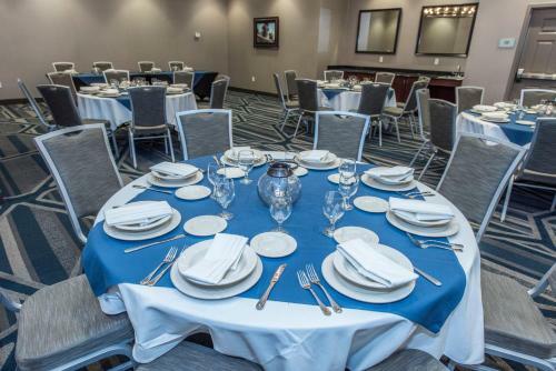 Hotel Doubletree By Hilton North Charleston - Convention Center