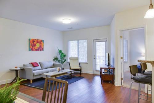 Plaza Midwood Two Bedroom Apartment