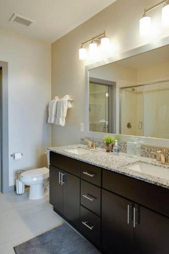 425-trade-632 Apartment