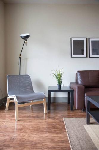 425-trade-632 Apartment