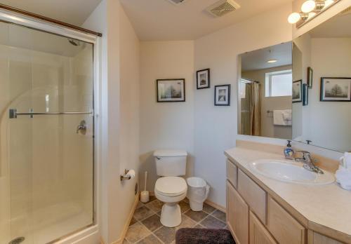 Park Pointe: Chardonnay Chalet (b101)