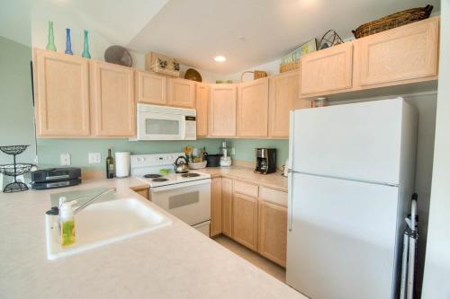Park Pointe: Chardonnay Chalet (b101)