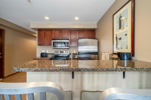 Grandview Lake View 517