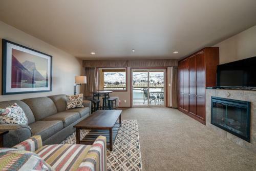 Grandview River View 641