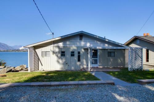 Sunnyside Lake House