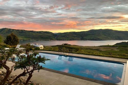 The Glidehouse With Private Pool