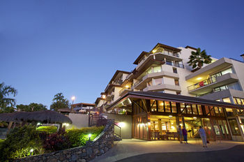 Hotel Waters Edge Resort (1 Bedroom)