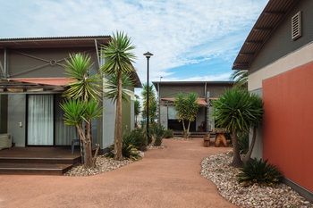 Hotel Majestic Oasis Apartments