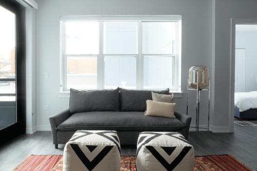 Charming Lincoln Park Suites By Sonder