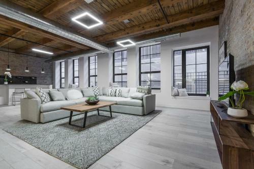 Apartamento Mega Luxury Condo - Private 6 Bdr In Downtown!