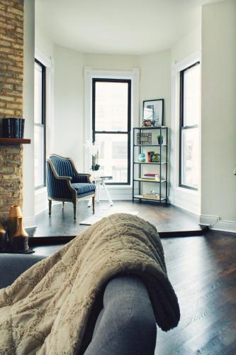 Apartamento Two-bedroom On W Belden Avenue Apt 2e