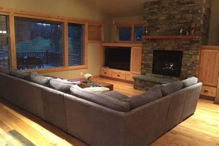 Suncadia ? Privacy? Views ? Hot Tub|fireplace|deck