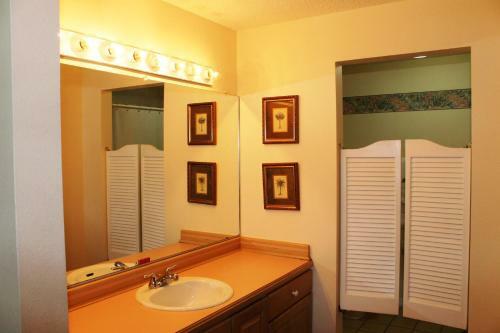 Beach Palms 505 Apartment