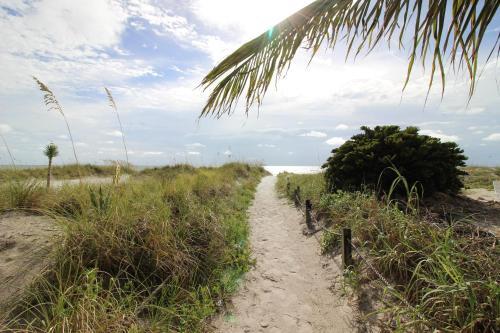 Water View On Indian Rocks Beach