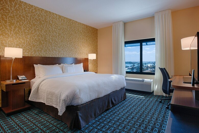 Hotel Fairfield Inn & Suites By Marriott Clearwater Beach