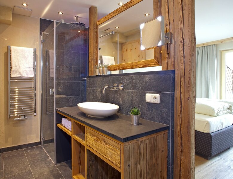 Hotel Tirol