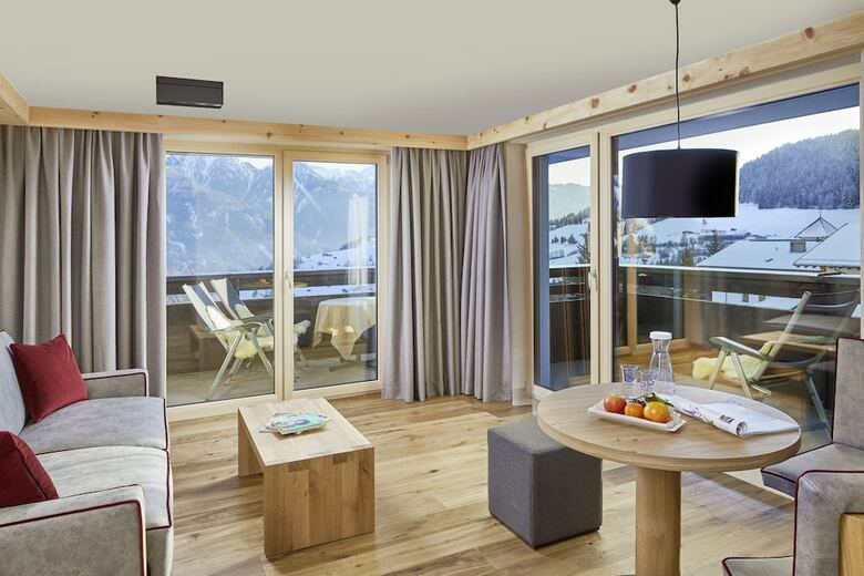 Hotel Tirol