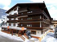 Eva, Village Hotel