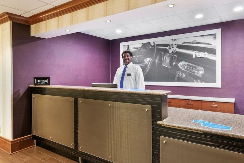 Hotel Hampton Inn Airport/ Galleria Mall