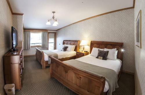 Hotel Golden Arrow Lakeside Resort
